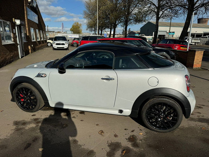 MINI Coupe 1.6L JOHN COOPER WORKS Coupe 3dr Petrol Manual Euro 5 (208 bhp) 3dr Manual 2025