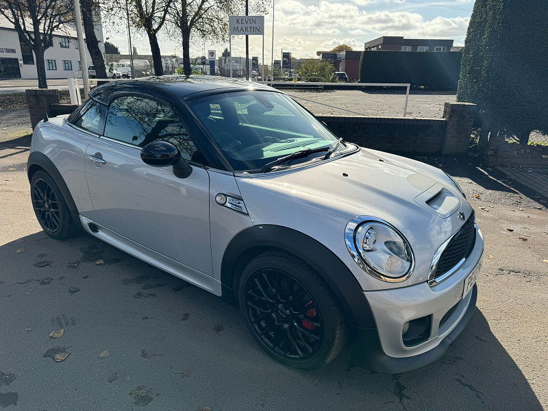 MINI Coupe 1.6L JOHN COOPER WORKS Coupe 3dr Petrol Manual Euro 5 (208 bhp) 3dr Manual 2025