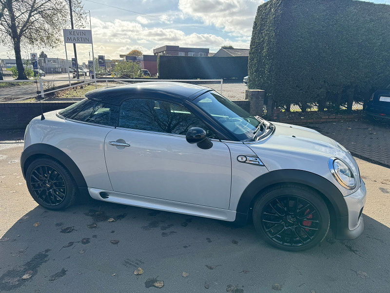 MINI Coupe 1.6L JOHN COOPER WORKS Coupe 3dr Petrol Manual Euro 5 (208 bhp) 3dr Manual 2025