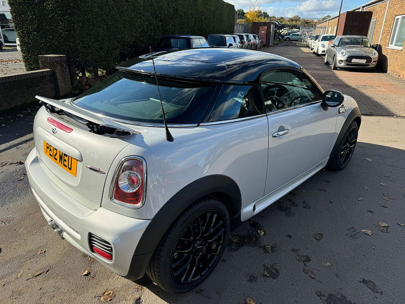 MINI Coupe 1.6L JOHN COOPER WORKS Coupe 3dr Petrol Manual Euro 5 (208 bhp) 3dr Manual 2025