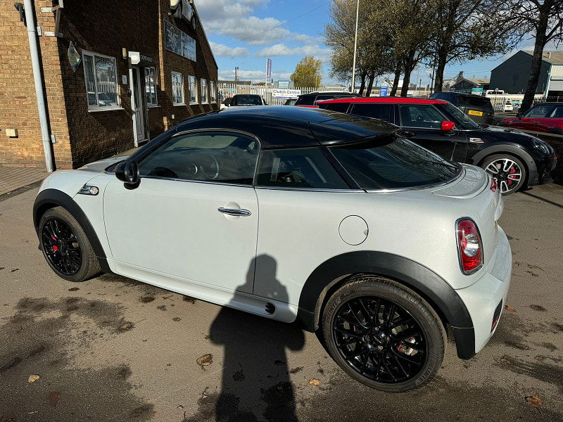 MINI Coupe 1.6L JOHN COOPER WORKS Coupe 3dr Petrol Manual Euro 5 (208 bhp) 3dr Manual 2025