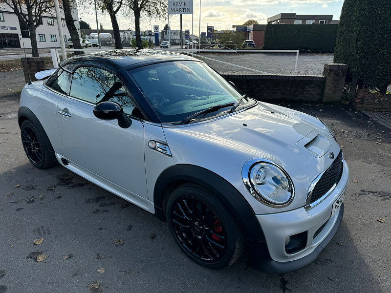 MINI Coupe 1.6L JOHN COOPER WORKS Coupe 3dr Petrol Manual Euro 5 (208 bhp) 3dr Manual 2025