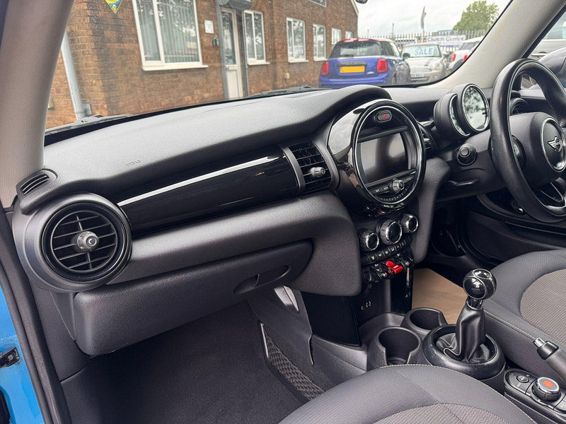MINI Hatch 1.2 One Euro 6 (s/s) 3dr 3dr Manual 2026