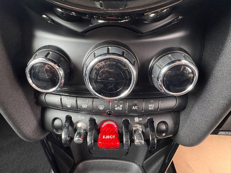 MINI Hatch 1.2 One Euro 6 (s/s) 3dr 3dr Manual 2026