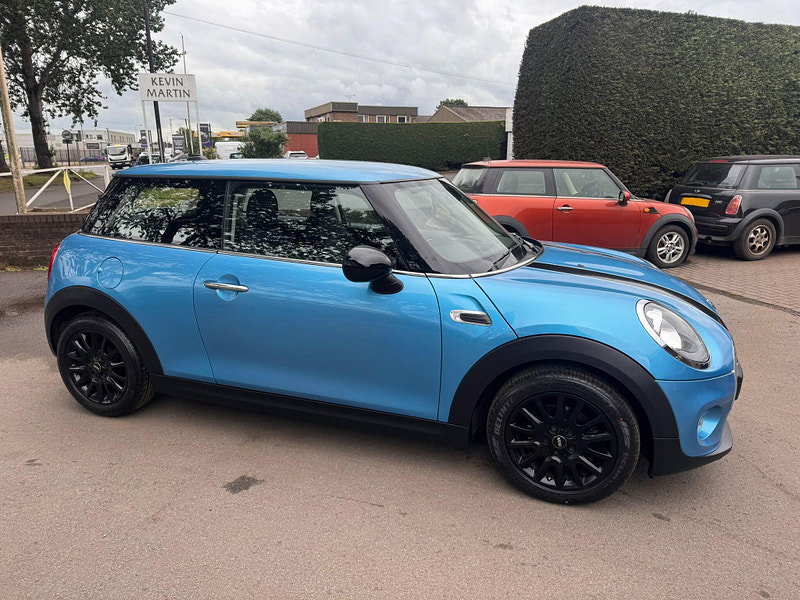 MINI Hatch 1.2 One Euro 6 (s/s) 3dr 3dr Manual 2026