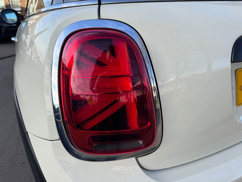 MINI Hatch 1.2 One Hatchback 3dr Petrol Manual Euro 6 (s/s) (102 ps) 3dr Manual 2026