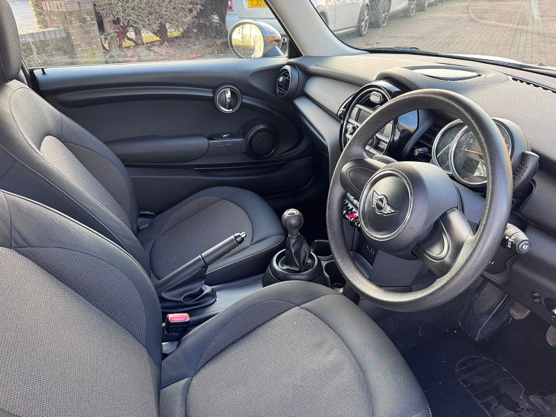 MINI Hatch 1.2 One Hatchback 3dr Petrol Manual Euro 6 (s/s) (102 ps) 3dr Manual 2026