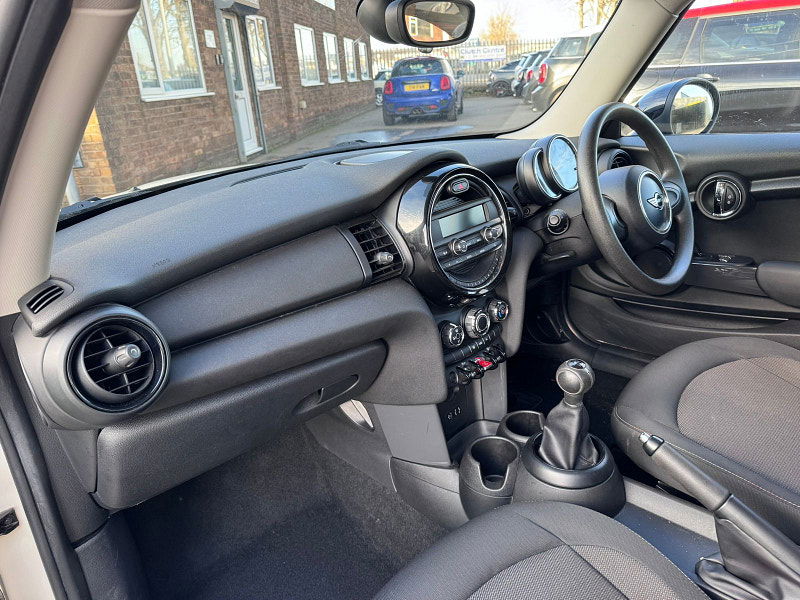 MINI Hatch 1.2 One Hatchback 3dr Petrol Manual Euro 6 (s/s) (102 ps) 3dr Manual 2026