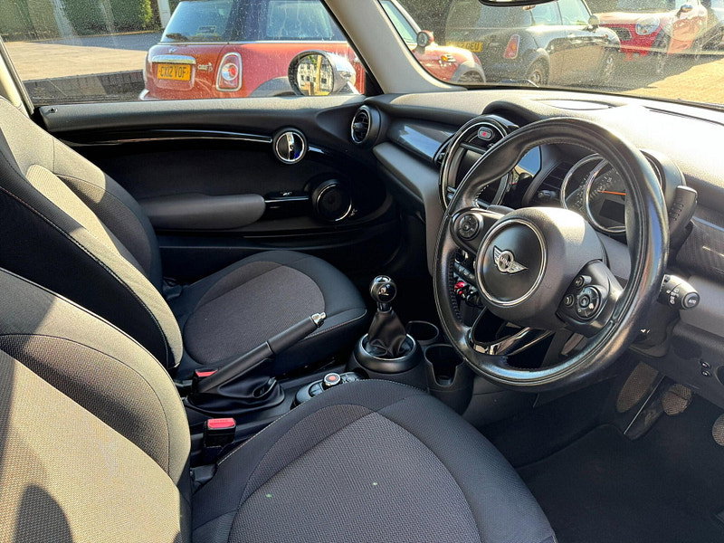 MINI Hatch 1.5 One D Euro 6 (s/s) 3dr 3dr Manual 2026