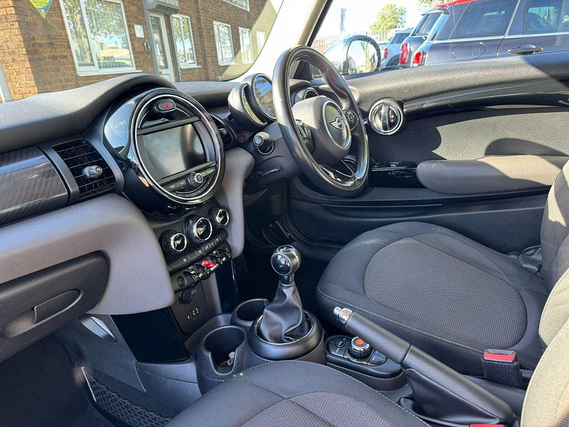MINI Hatch 1.5 One D Euro 6 (s/s) 3dr 3dr Manual 2026