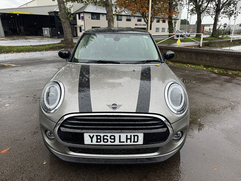 MINI Hatch 1.5L Cooper Classic Hatchback 3dr Petrol Manual Euro 6 (134 bhp) 3dr Manual 2025