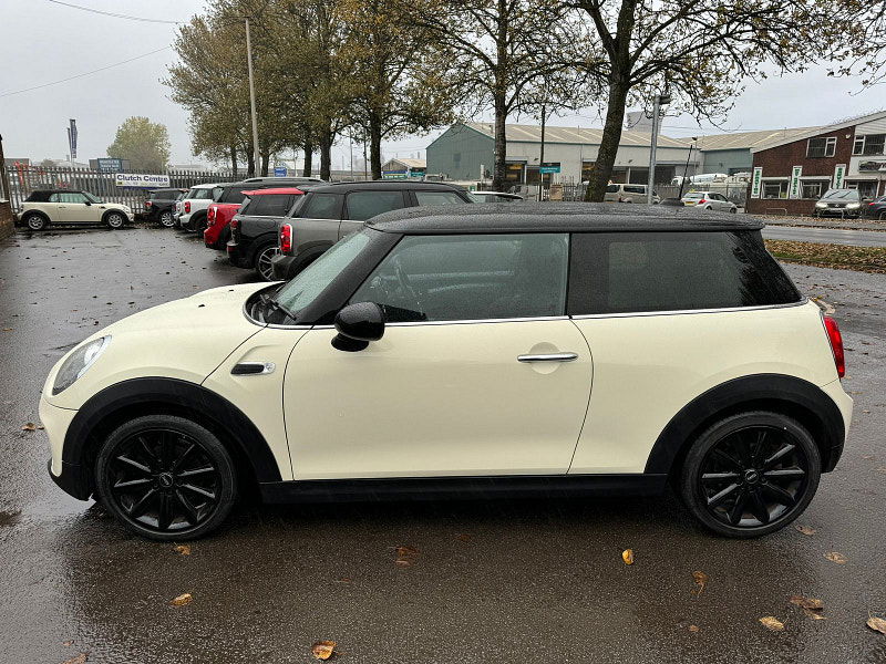 MINI Hatch 1.5L COOPER D Hatchback 3dr Diesel Manual Euro 5 (114 bhp) 3dr Manual 2025