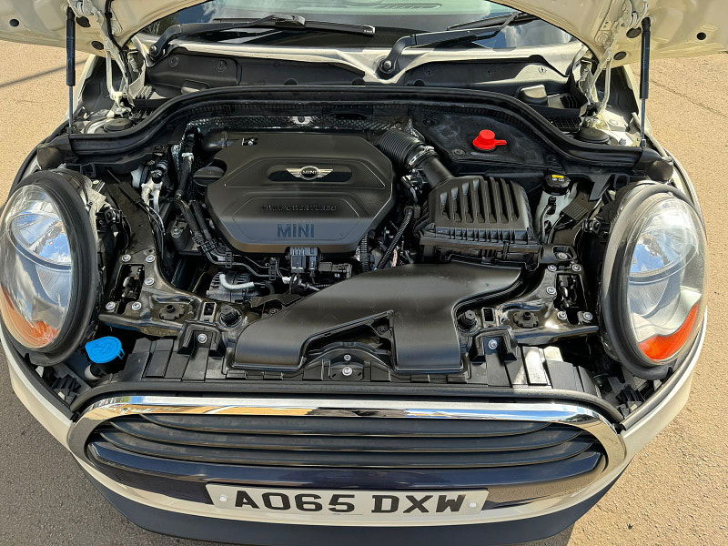 MINI Hatch 1.5L COOPER D Hatchback 5dr Diesel Manual Euro 6 (114 bhp) 5dr Manual 2025