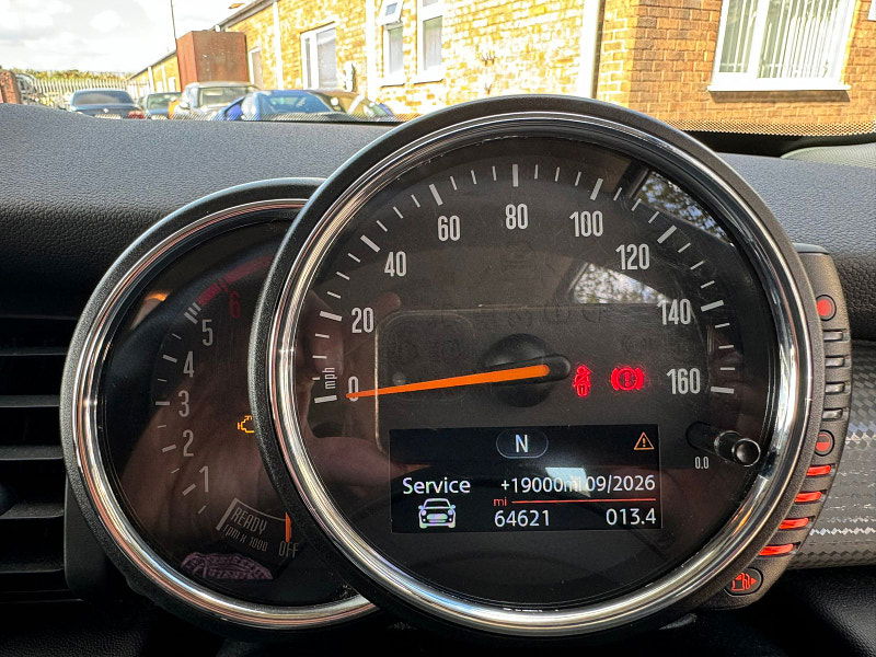 MINI Hatch 1.5L COOPER D Hatchback 5dr Diesel Manual Euro 6 (114 bhp) 5dr Manual 2025