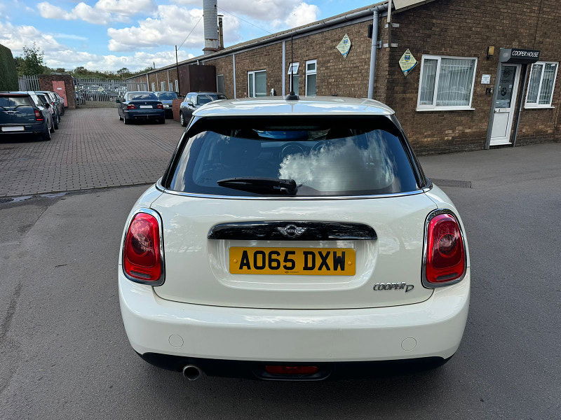 MINI Hatch 1.5L COOPER D Hatchback 5dr Diesel Manual Euro 6 (114 bhp) 5dr Manual 2025