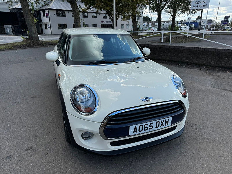 MINI Hatch 1.5L COOPER D Hatchback 5dr Diesel Manual Euro 6 (114 bhp) 5dr Manual 2025