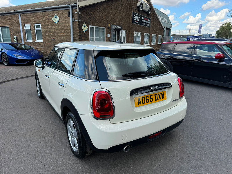 MINI Hatch 1.5L COOPER D Hatchback 5dr Diesel Manual Euro 6 (114 bhp) 5dr Manual 2025
