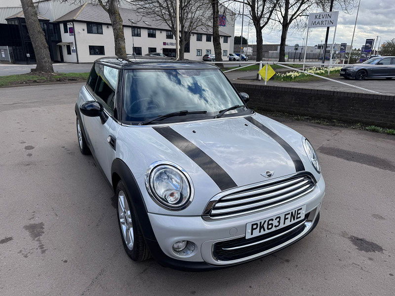 MINI Hatch 1.6 Cooper D Hatchback 3dr Diesel Manual Euro 5 (s/s) (112 ps) 3dr Manual 2026