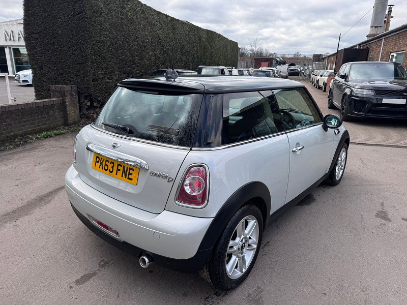 MINI Hatch 1.6 Cooper D Hatchback 3dr Diesel Manual Euro 5 (s/s) (112 ps) 3dr Manual 2026