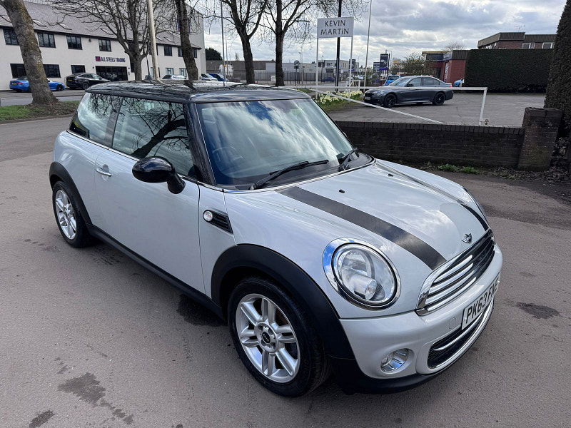 MINI Hatch 1.6 Cooper D Hatchback 3dr Diesel Manual Euro 5 (s/s) (112 ps) 3dr Manual 2026