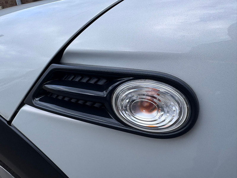 MINI Hatch 1.6 Cooper D Hatchback 3dr Diesel Manual Euro 5 (s/s) (112 ps) 3dr Manual 2026