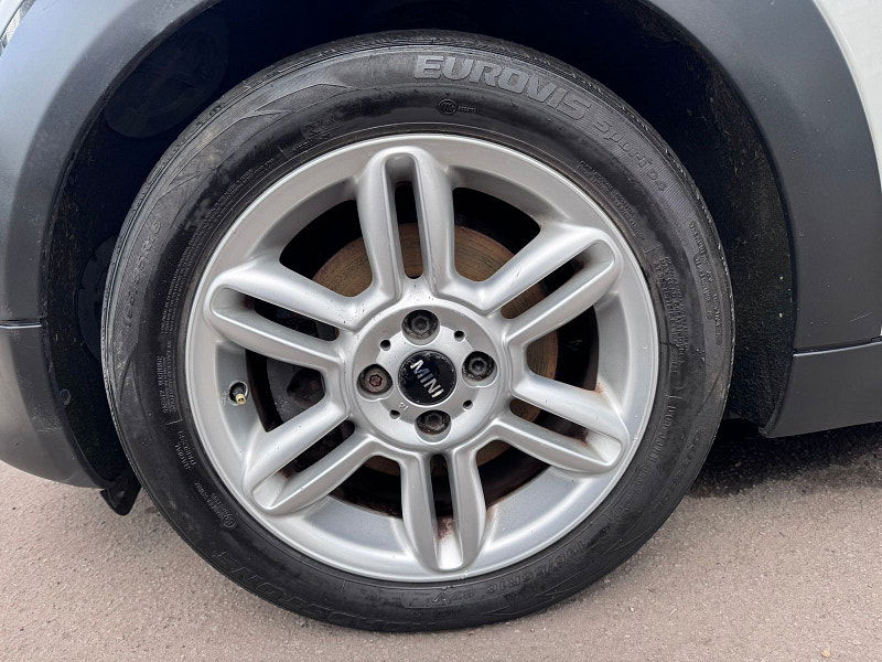 MINI Hatch 1.6 Cooper D Hatchback 3dr Diesel Manual Euro 5 (s/s) (112 ps) 3dr Manual 2026