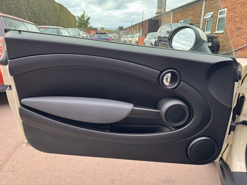 MINI Hatch 1.6 Cooper Steptronic Euro 5 3dr 3dr Automatic 2026