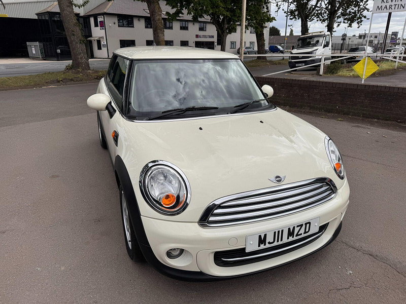 MINI Hatch 1.6 Cooper Steptronic Euro 5 3dr 3dr Automatic 2026