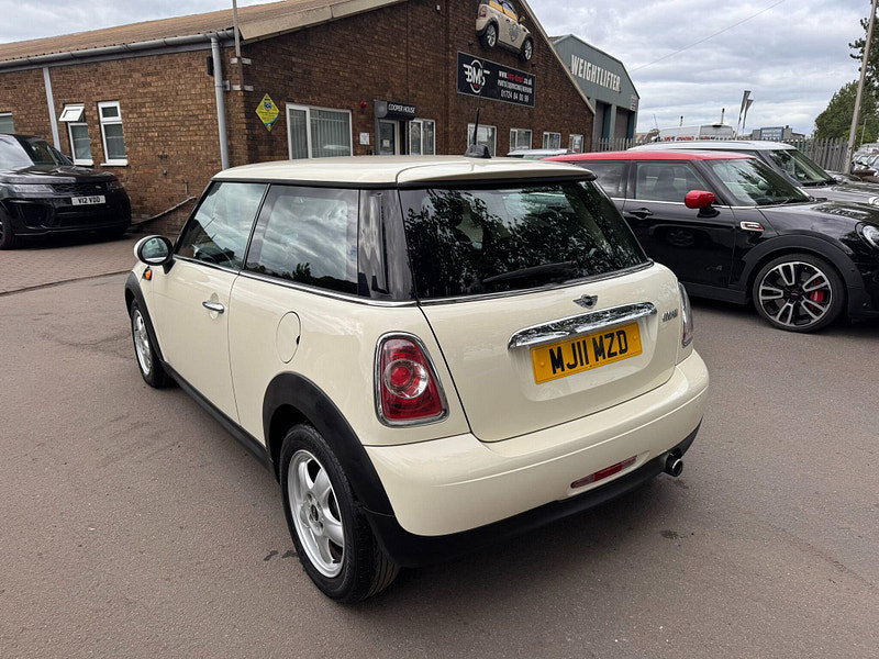 MINI Hatch 1.6 Cooper Steptronic Euro 5 3dr 3dr Automatic 2026