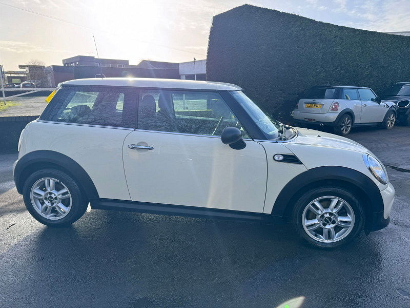 MINI Hatch 1.6 One D Hatchback 3dr Diesel Manual Euro 5 (s/s) (90 ps) 3dr Manual 2026