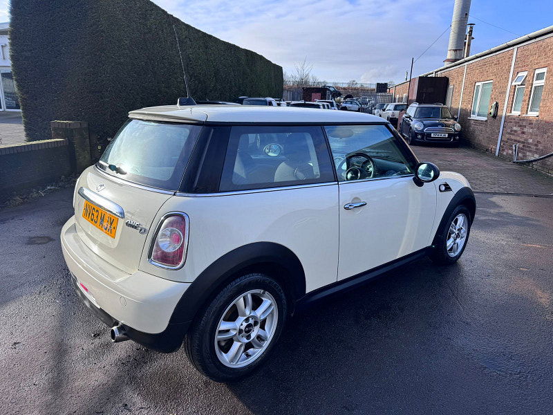 MINI Hatch 1.6 One D Hatchback 3dr Diesel Manual Euro 5 (s/s) (90 ps) 3dr Manual 2026