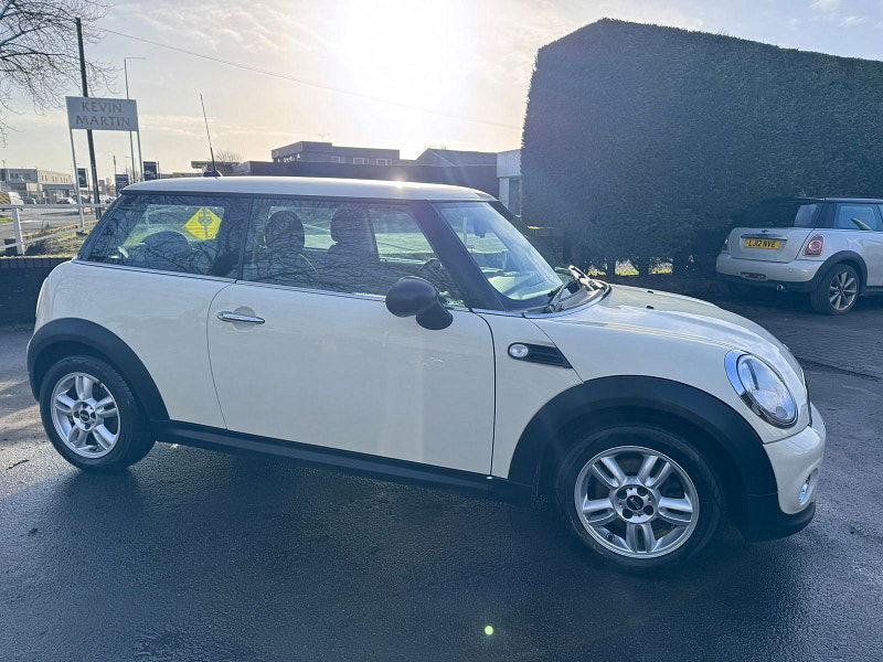 MINI Hatch 1.6 One D Hatchback 3dr Diesel Manual Euro 5 (s/s) (90 ps) 3dr Manual 2026