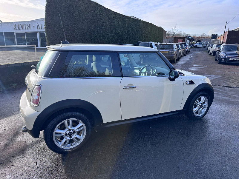 MINI Hatch 1.6 One D Hatchback 3dr Diesel Manual Euro 5 (s/s) (90 ps) 3dr Manual 2026