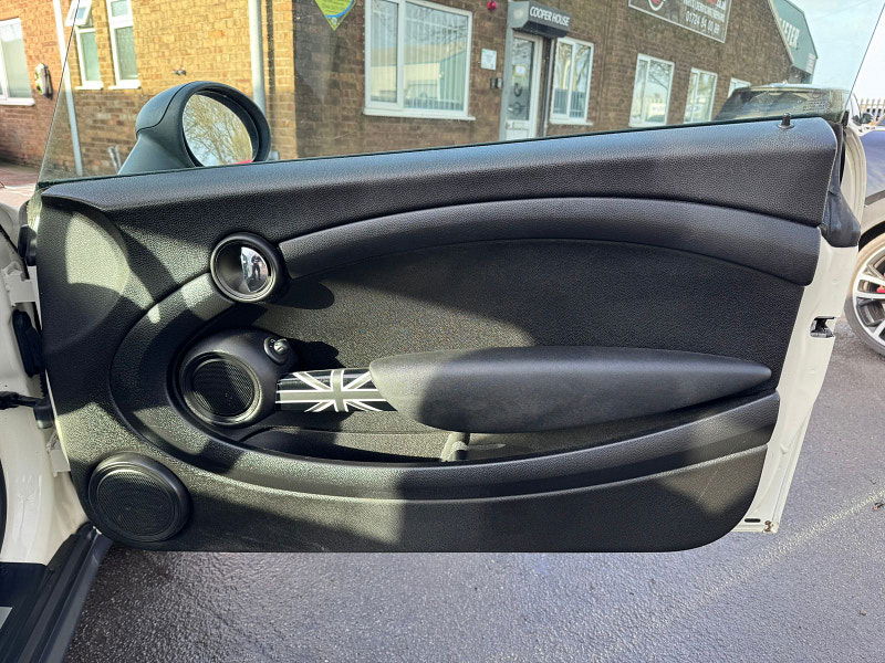 MINI Hatch 1.6 One D Hatchback 3dr Diesel Manual Euro 5 (s/s) (90 ps) 3dr Manual 2026