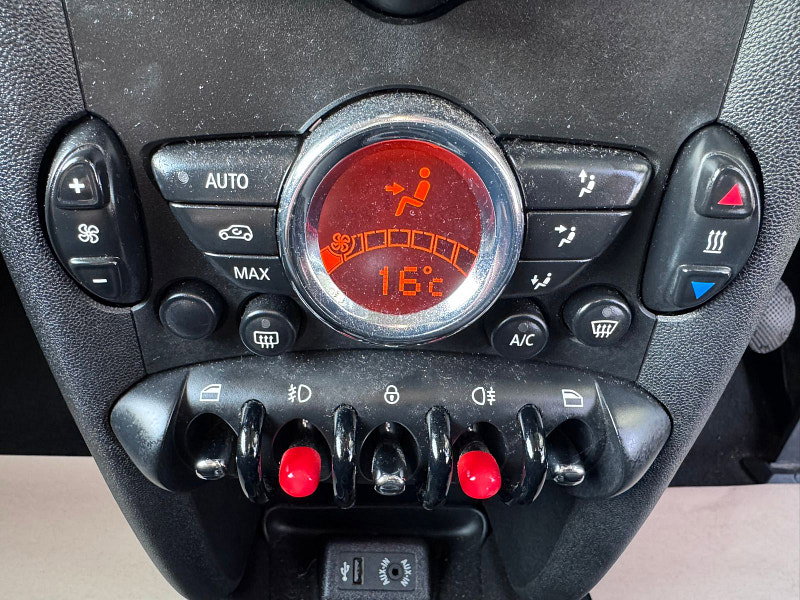 MINI Hatch 1.6 One D Hatchback 3dr Diesel Manual Euro 5 (s/s) (90 ps) 3dr Manual 2026