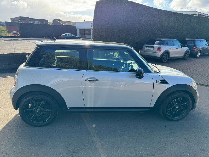 MINI Hatch 1.6L COOPER D Hatchback 3dr Diesel Manual Euro 5 (112 bhp) 3dr Manual 2025