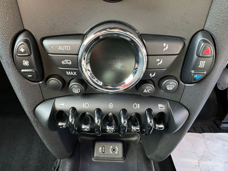 MINI Hatch 1.6L COOPER D Hatchback 3dr Diesel Manual Euro 5 (112 bhp) 3dr Manual 2025