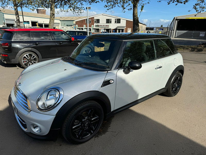 MINI Hatch 1.6L COOPER D Hatchback 3dr Diesel Manual Euro 5 (112 bhp) 3dr Manual 2025