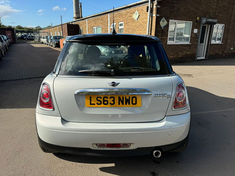MINI Hatch 1.6L COOPER D Hatchback 3dr Diesel Manual Euro 5 (112 bhp) 3dr Manual 2025