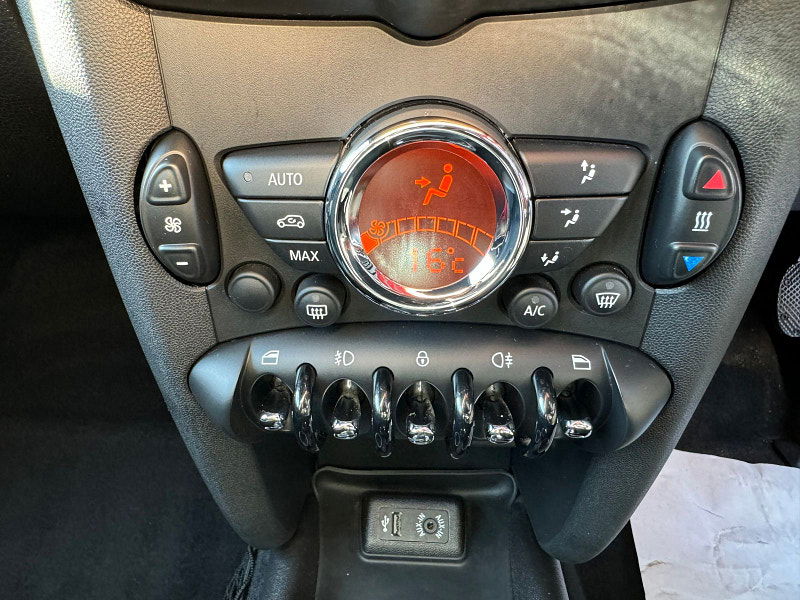 MINI Hatch 1.6L COOPER D Hatchback 3dr Diesel Manual Euro 5 (112 bhp) 3dr Manual 2025