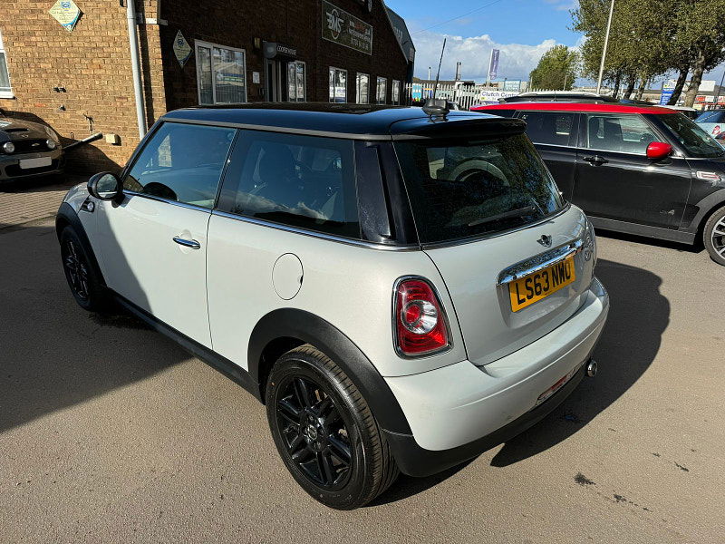 MINI Hatch 1.6L COOPER D Hatchback 3dr Diesel Manual Euro 5 (112 bhp) 3dr Manual 2025