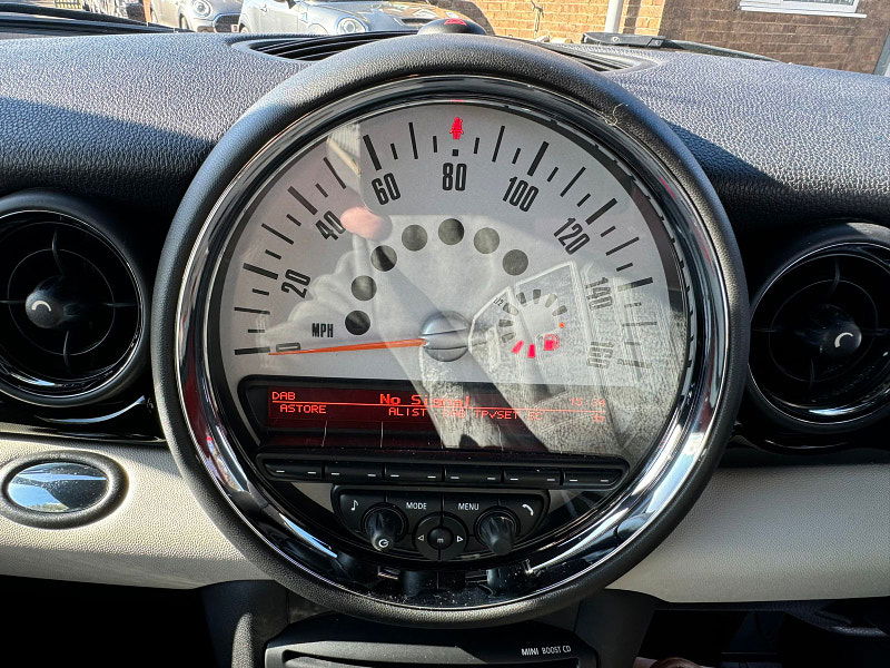MINI Hatch 1.6L COOPER D Hatchback 3dr Diesel Manual Euro 5 (112 bhp) 3dr Manual 2025
