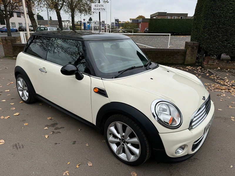 MINI Hatch 1.6L COOPER D Hatchback 3dr Diesel Manual Euro 5 (112 bhp) 3dr Manual 2025