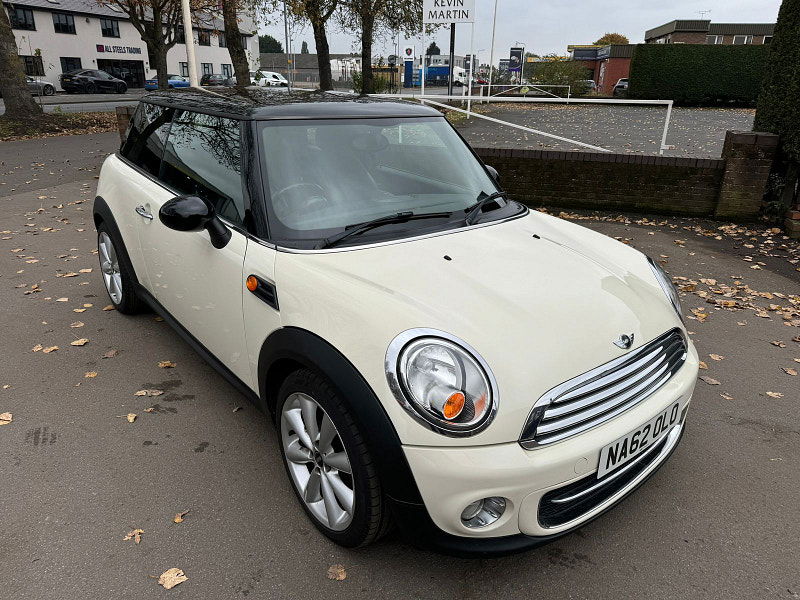 MINI Hatch 1.6L COOPER D Hatchback 3dr Diesel Manual Euro 5 (112 bhp) 3dr Manual 2025