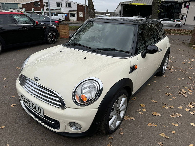 MINI Hatch 1.6L COOPER D Hatchback 3dr Diesel Manual Euro 5 (112 bhp) 3dr Manual 2025