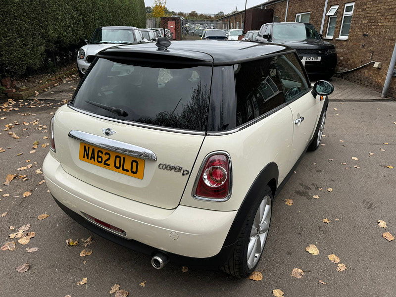 MINI Hatch 1.6L COOPER D Hatchback 3dr Diesel Manual Euro 5 (112 bhp) 3dr Manual 2025