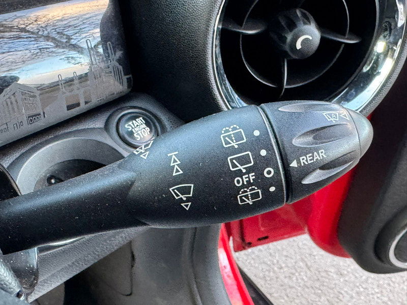 MINI Hatch 1.6L Cooper D Hatchback 3dr Diesel Manual Euro 5 (112 bhp) 3dr Manual 2025