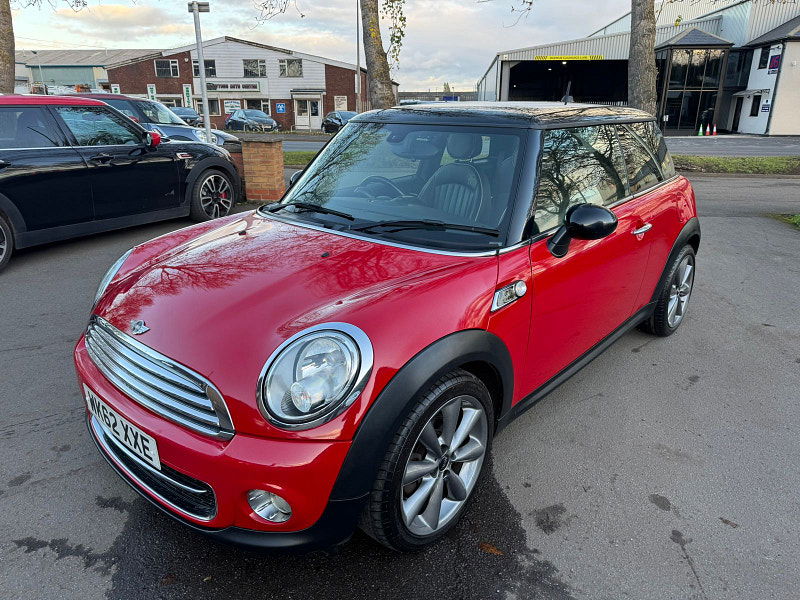 MINI Hatch 1.6L Cooper D Hatchback 3dr Diesel Manual Euro 5 (112 bhp) 3dr Manual 2025