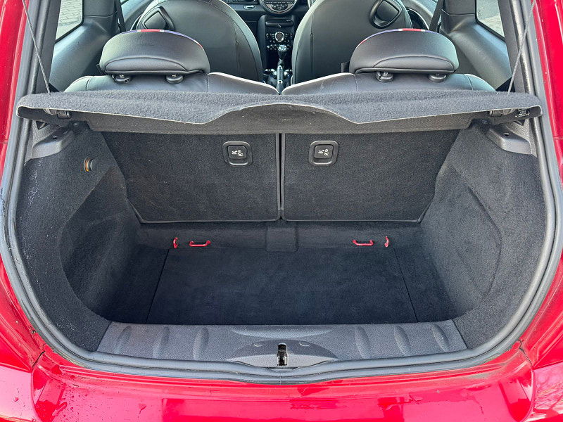 MINI Hatch 1.6L Cooper D Hatchback 3dr Diesel Manual Euro 5 (112 bhp) 3dr Manual 2025