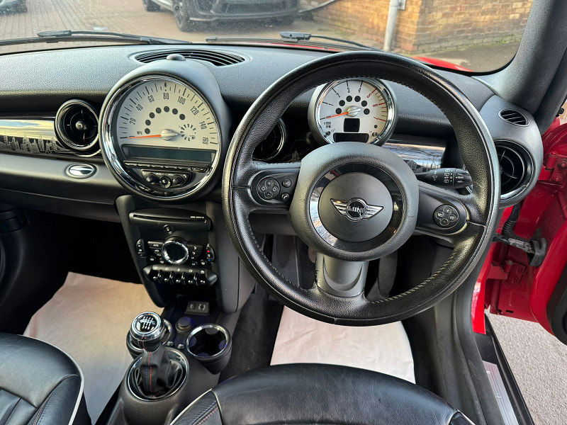 MINI Hatch 1.6L Cooper D Hatchback 3dr Diesel Manual Euro 5 (112 bhp) 3dr Manual 2025